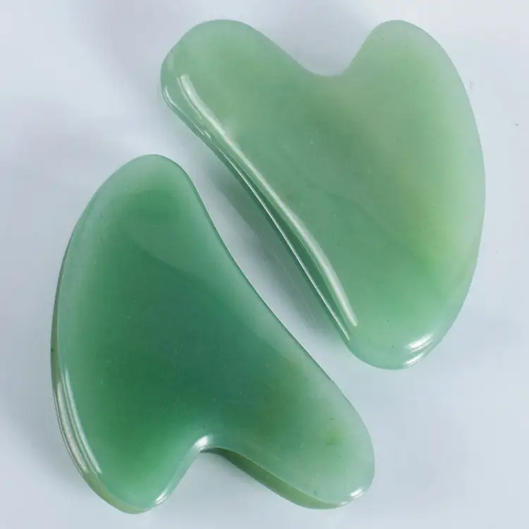 Placa de massagem em forma de coração verde facial personalizada, placa gua sha jade