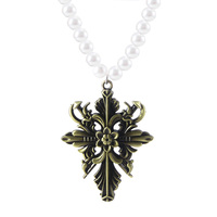 Collier ras du cou perlé Vampire Lady Dimitrescu pour femme, pendentif cosplay Village R.E. pour fans, bijoux