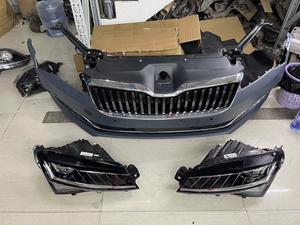 Kit de carrosserie de pare-chocs avant <span class=keywords><strong>RS</strong></span>/VRS haute Performance pour VW <span class=keywords><strong>Skoda</strong></span> SuperB 2010-2014 plastique ABS nouveaux accessoires de voiture Clips de mise à niveau utilisés - Product Image 4