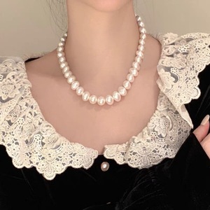 Collar de Perlas de Agua Dulce Naturales para Mujer XL9-5, Diseño Elegante y Exclusivo, Cadena Sensacional para Clavícula, Inspirado en la Belleza - Product Image 1