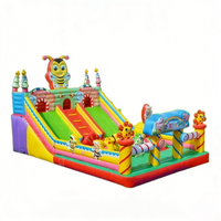 Château gonflable commercial avec toboggan en PVC, capacité 500 kg, aire de jeux pour enfants, stands, logo personnalisé