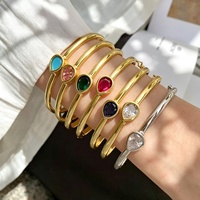 Ensemble Bracelet et Bague Classiques en Cuivre Goutte d'Eau avec Zircon Rouge et CZ Multicolores, Bijoux Délicats à Empiler pour le Bureau et le Quotidien