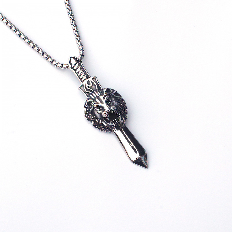 Espada De León + CADENA DE ACERO INOXIDABLE