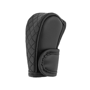 Couvercle universel <span class=keywords><strong>de</strong></span> <span class=keywords><strong>pommeau</strong></span> <span class=keywords><strong>de</strong></span> levier <span class=keywords><strong>de</strong></span> <span class=keywords><strong>vitesse</strong></span> en cuir <span class=keywords><strong>de</strong></span> vachette respirant avec motif en fibre <span class=keywords><strong>de</strong></span> carbone pour le montage d'accessoires en cristal <span class=keywords><strong>de</strong></span> voiture. - Product Image 1