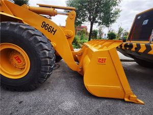 Cargadora de Ruedas CAT 966H Usada - Motor C11 ACERT - Cumple con las Normas CE - Product Image 3