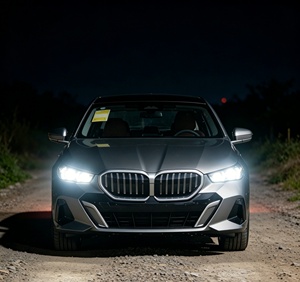 Voitures d'occasion pas chères, approvisionnement en gros, BMW 525Li berline essence 2024, performances stables, faible taux de défaillance - Product Image 3