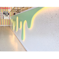 Comptoir de bar en surface solide LED de style moderne pour enfants, comptoir de présentation écologique pour boulangeries, table de bar