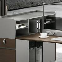 Nouvelle version améliorée de poste de travail pour quatre personnes, bureau de travail en acier en forme de A avec cloison, lampe LED et armoire mobile, finition argent liquide