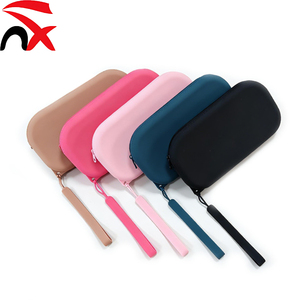 Borsa Multifunzionale in Silicone, Portatile, per Trucco e Oggetti Essenziali, per Uomo e Donna, Porta Carte e Contanti con Cerniera - Product Image 1