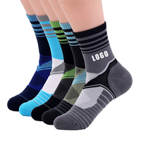 Chaussettes de sport personnalisées en tricot avec logo pour hommes, respirantes, pour la gym, chaussettes athlétiques personnalisées avec coussinets