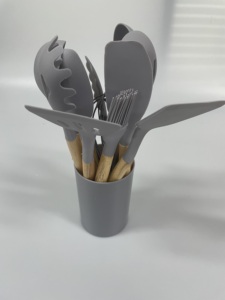 Ensemble d'ustensiles de cuisine en silicone sûr et non toxique, résistant à la chaleur, 12 pièces, en platine, avec pince, spatule et écumoire - Product Image 4
