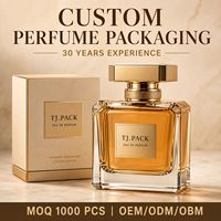 Flacon de parfum en verre carré ambré de luxe 50 ml avec bouchon doré et boîte cadeau beige pour emballage de parfum en marque privée