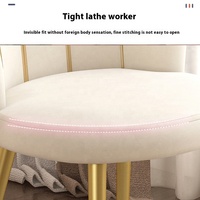 Chaise de salle à manger de luxe en métal au design pétale, avec dossier rembourré en éponge