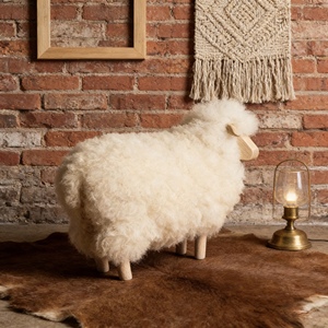 Souvenir authentique de Tunis KALYS Le Petit Mouton, figurine de mouton artificielle 100% faite à la main, sculpture en bois avec peau de mouton traitée, 40-45 cm - Product Image 5