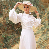 Nouvelle Robe de Mariée Simple Musulmane Ivoire Coupe A-line à Volants Col Haut pour Mariée, en Satin, Longueur Ras du Sol, Abaya Complète