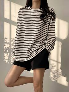 <span class=keywords><strong>T</strong></span>-<span class=keywords><strong>shirt</strong></span> ample à manches longues rayé color block pour femme, col rond coréen, épaules tombantes, effet rajeunissant, polyvalent, mode, vente en gros - Product Image 2