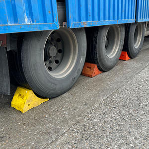 60 TONS bas prix PU sans odeur butée de roue arrêts de roue PU cale de roue pour camion <span class=keywords><strong>benne</strong></span> basculante - Product Image 4