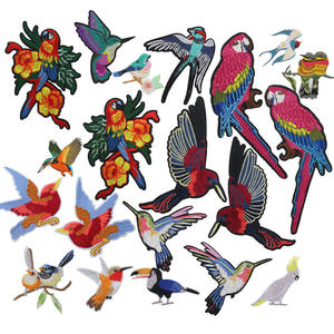 鉄の絶妙な刺繍された様々な形の鳥のパッチ - Product Image 1