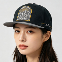 OEM Großhandel Maßgefertigter Gewebter Patch-Logo Flacher Schirm Strukturierter Hut Unisex Outdoor-Abenteuer Verstellbare Snapback-Kappe