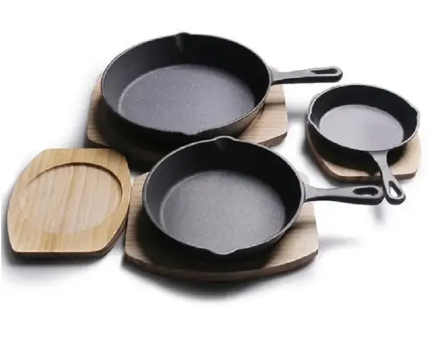 Hete Verkopende Keukengerei Pot 14/16/20/26 Cm Ronde Non-Stick Koekenpan Kookgerei Gietijzeren Koekenpan