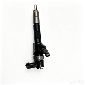 Injecteur de carburant diesel 0445110038 0445110110 0445110021 0445110280 0445110414 0445110652 pour moteur D19 / D20 / 4DE1 - Product Image 1