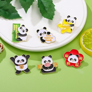 Broche mignonne Panda Fleur avec texte inspirant pour la rentrée scolaire 2026 – Cadeau pour étudiant, technique d'huile coulante - Product Image 4