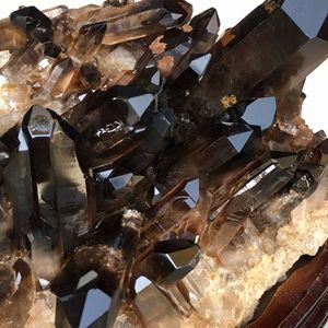 Cluster di <span class=keywords><strong>Citrino</strong></span> e <span class=keywords><strong>Quarzo</strong></span> Fumé di Alta Qualità all'Ingrosso, Cluster Naturale di <span class=keywords><strong>Quarzo</strong></span> Fumé per Decorazione d'Interni - Product Image 3