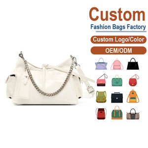 Bolso de Hombro de Cuero de Primera Calidad Color Blanco Crema - Piel de Vacuno Genuina, Correa de Cadena Plateada + Hebilla Ajustable, OEM para Marcas de Lujo - Product Image 1