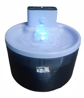 Stérilisation UVC, filtration par filtre, lumière colorée que les chats adorent, fontaine à eau activée par capteur