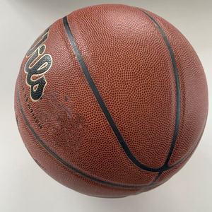 Ballon de basketball de taille officielle 7 en cuir PU de haute qualité, vente en gros d'usine, personnalisable, pour adultes, intérieur/extérieur - Product Image 5