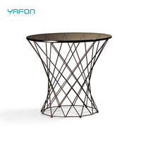 Table basse en verre trempé avec miroir, pieds en métal, table basse, latérale, pour la construction d'un bureau