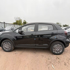 Geely Livan X3 Pro 1.5L MT, SUV compact noir, conduite à gauche, 5 places, véhicule neuf - Product Image 5