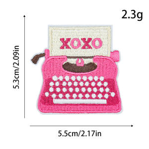 Wholesale Sell Laser Cut Xoxo <b>Sweet</b> Heart Cartoon Embroidered Patches Iron On Valentine'S Day Custom <b>Small</b> Embroidery Patches - Product Image 3