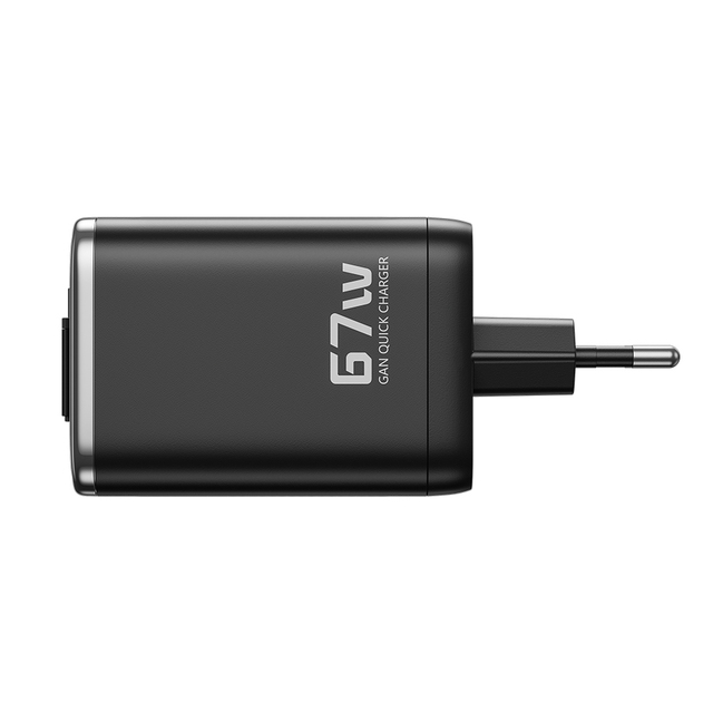 Toocki New Arrival 67W GaN USB-C/USB-A 3-Port Fast Charger with Retractable Cable PD 3.0 OTP Protection