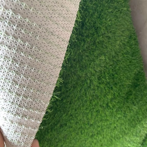 Unigrass cung cấp giá tốt nhất mật độ cao mềm không thấm nước cỏ nhân tạo búi cỏ xanh tốt cho các ứng dụng vườn ngoài trời - Product Image 6