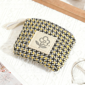 Cute Black and White Checkered <b>Coin</b> Purse Small Zipper Closure Large Capacity Eco-Friendly Fashion Canvas Portable Cosmetic <b>Bag</b> - Product Image 2