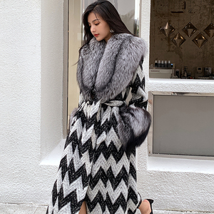 Cappotti Invernali <span class=keywords><strong>in</strong></span> Lana e <span class=keywords><strong>Cashmere</strong></span> di Alta Qualità con Collo e Polsini <span class=keywords><strong>in</strong></span> Pelliccia di Volpe per <span class=keywords><strong>Donna</strong></span> - Product Image 2