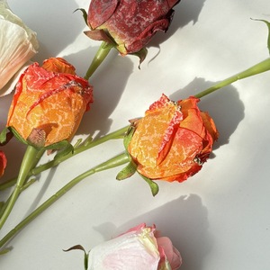 Fleur artificielle en soie en forme de rose flocon de neige, bordée, pour décoration de mariage et de maison, arrangement floral fait main - Product Image 3