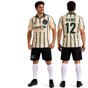 Uniforme de football personnalisé en sublimation pour hommes, rayé, respirant, en polyester, manches courtes, avec logo Game On Industries sur le devant - Product Image 1