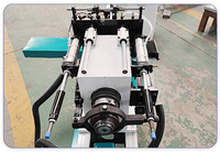 Tour à bois CNC compact super économique avec alimentation entièrement automatique pour poignées en bois, poignées de tiroir, poignées de corde à sauter