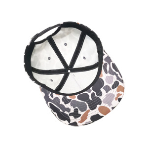 Corde personnalisée populaire à motif de camouflage personnalisé à séchage rapide à 5 panneaux sous le logo de broderie latérale du panneau avant petite étiquette à côté de la boucle - Product Image 6