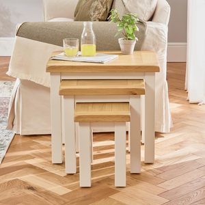 سوق الأثاث Cotswold عش كريم مطلي بثلاث طاولات قهوة مع قمم البلوط جودة ممتازة كريم مطلي - Product Image 5