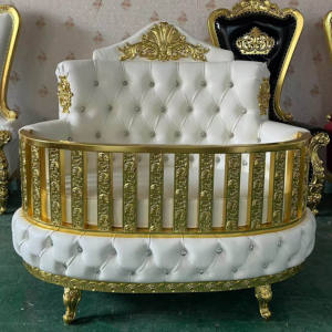 Meubles <span class=keywords><strong>de</strong></span> mariage royaux classiques chaise <span class=keywords><strong>de</strong></span> <span class=keywords><strong>lit</strong></span> trône en or blanc berceaux ovales portables pour enfants berceaux ronds en bois <span class=keywords><strong>lit</strong></span> pour bébés - Product Image 1