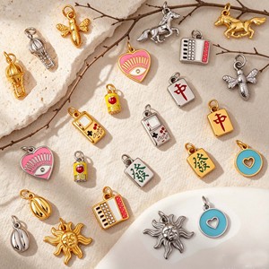 Crea la Tua Collana con Ciondoli Personalizzati |   Ciondoli Portafortuna Impermeabili in Acciaio Inossidabile a Forma di <span class=keywords><strong>Occhio</strong></span> Malvagio, Cuore, Ape, Sole, Cavallo, Mahjong per Gioielli Fai da Te - Product Image 4
