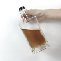 Exquis Transparent carré Vide 700ml Whisky Rhum Brandy Spirit Bouteille en verre avec bouchon en spirale