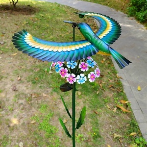 Espiradora de Viento Solar de Metal con Forma de Colibrí y Luz LED de Flor para Decoración de Jardín y Césped Exterior - Product Image 2