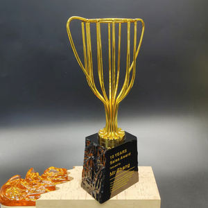 Trofeo de cristal del Santo <span class=keywords><strong>Grial</strong></span> de metal al por mayor Premios de actividad religiosa y cultural Reconocimiento de ceremonia sagrada - Product Image 2