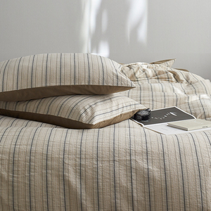 2025 nouveau quatre pièces fou amour rayure contrôle coton literie haut niveau Simple automne housse de couette plante luxe plante drap de lit - Product Image 3