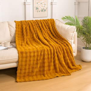 Direct Factory Price <b>Flannel</b> Jacquard Patterned 100% Polyester Eco-Friendly All-Season Throw Blanket Personal Style Accessory - Product Image 3