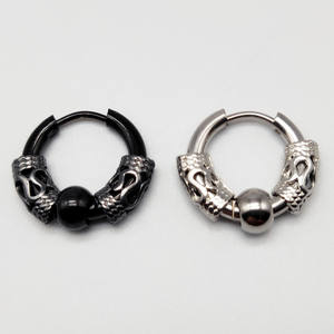 Huggie <b>Earrings</b> Arrow Shape Geometric Design Unisex Everyday Wear 002 - Product Image 3